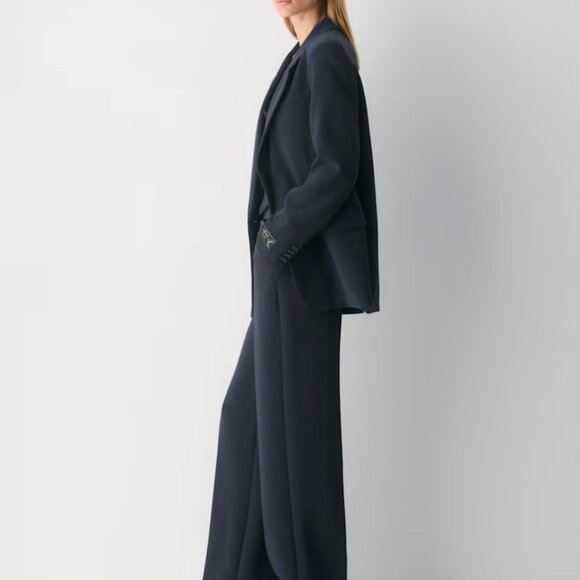 NWT Aritzia The Limitless Pant - Crepette - Dark Night Navy 10 - Picture 3 of 10